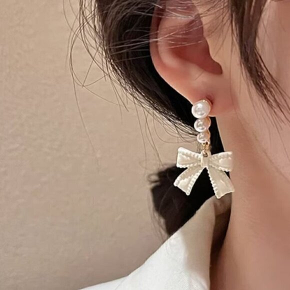 🎀 MYSTERY BOX - COQUETTE 🎀 Women's Clothing, Accessories, etc - Picture 4 of 5